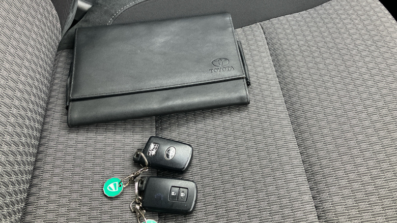 Toyota Auris 1.8 Hybrid Design TSS 5dr CVT [Nav] Hybrid Hatchback